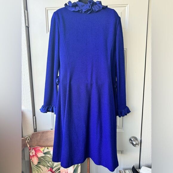 St.John 2-piece Suite Sapphire Blue Wool Blend Knit Duster,Silk Ruffle and Pants - Picture 4 of 16